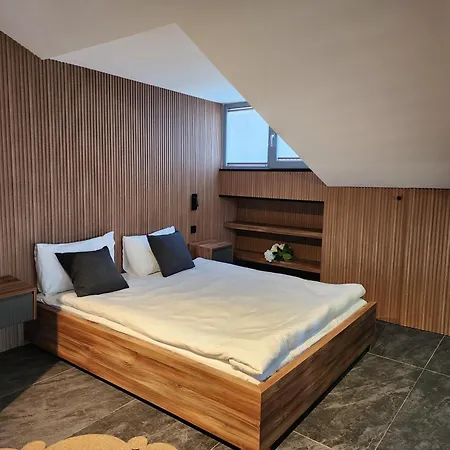 Lägenhet Penthouse #31 *